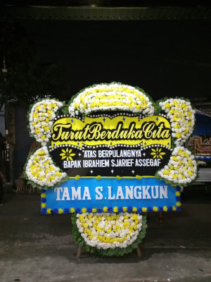 Papan Bunga Duka di Paringin
